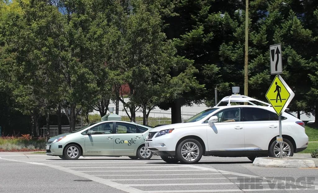 Беспилотные автомобили: Google и неправдоподобные препятствия на пути к будущему