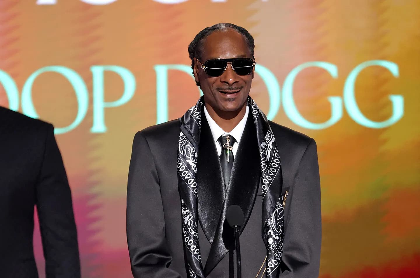 Snoop Dogg на BET Awards: Братство, Рок и Криминальный Альбом