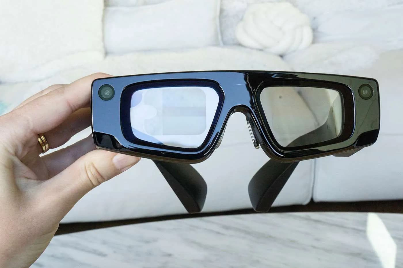 AR-очки от Snap: легкие и умные или просто очередная шутка?