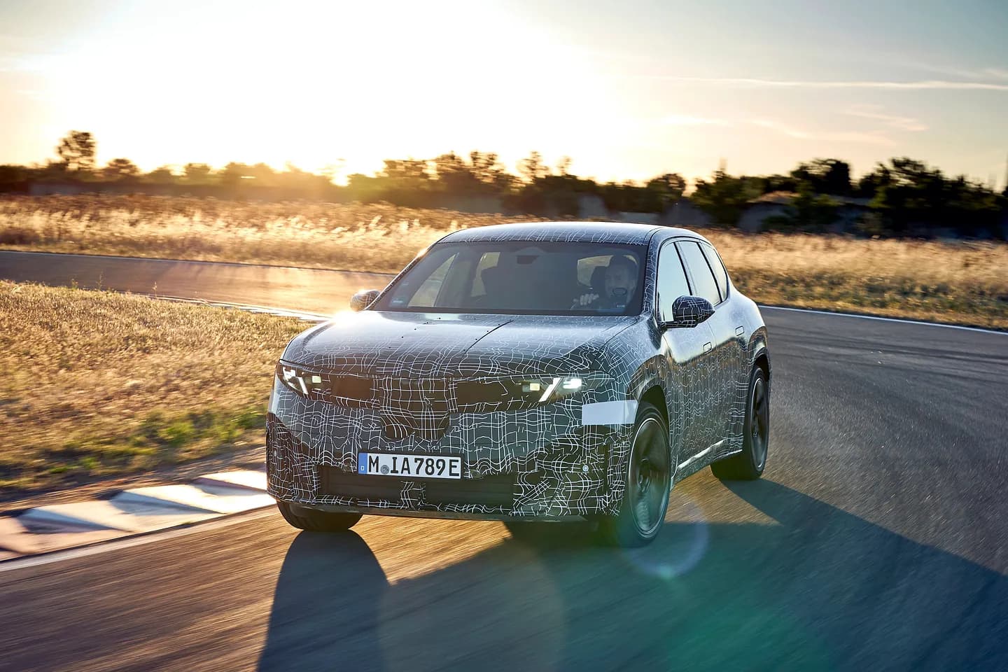 Электрический внедорожник BMW iX3: будущее уже близко