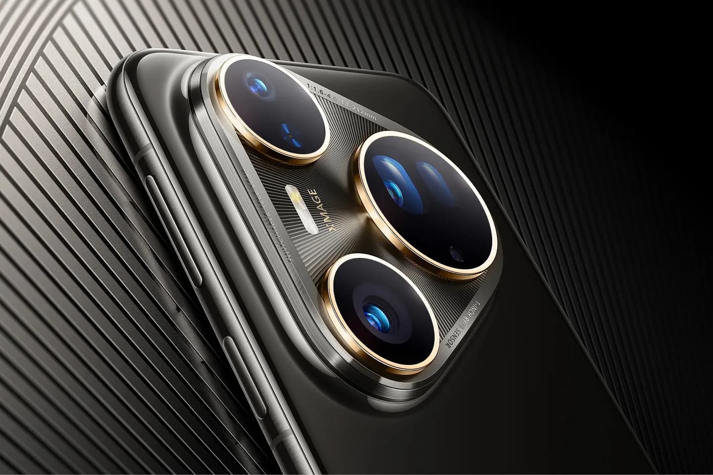 Huawei Pura 80 Ultra: когда два телемастера лучше, чем один