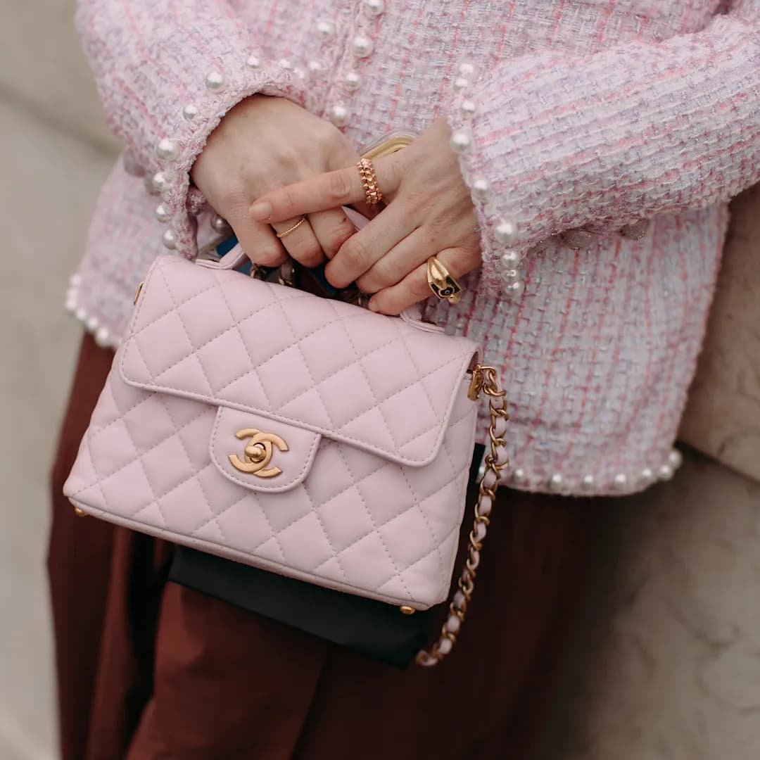 Стоимость сумок Chanel: мечта становится реальностью или итоги безумия?