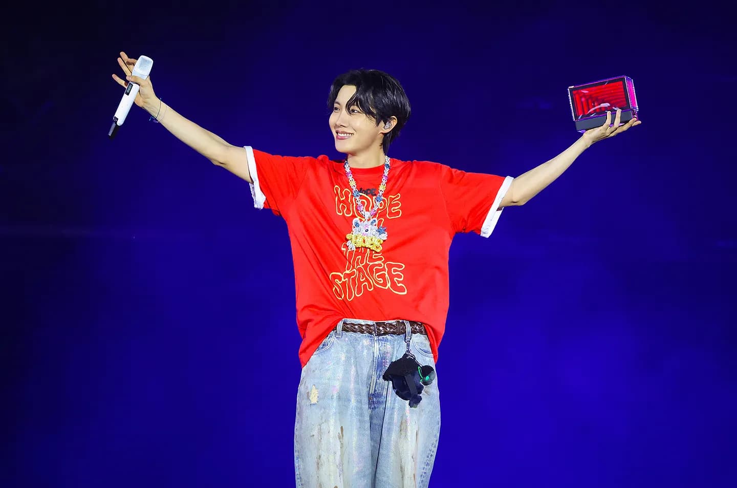 Бум-сюрприз с участниками BTS на финале тура j-hope – мир в шоке!