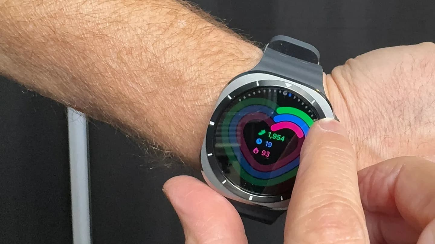 Samsung Galaxy Watch: Теперь ваши часы могут быть тренером, специалистом по сну и другом!