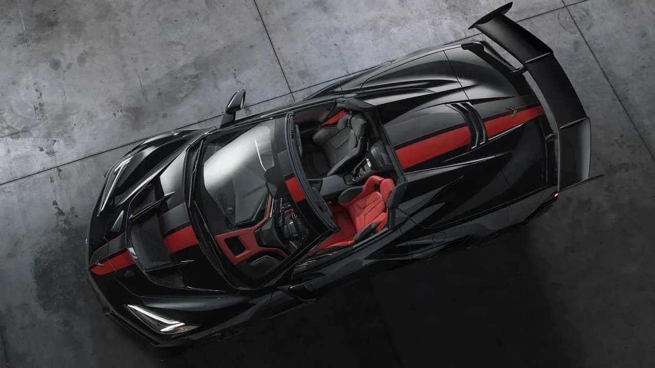 2026 г. Chevrolet Corvette ZR1X - ракетный суперкар с 1 250 л.с.