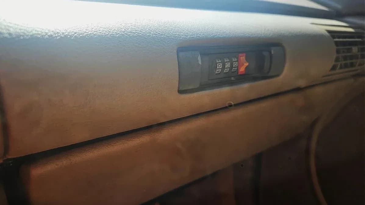 Поток воспоминаний: Pontiac Grand Prix и всё такое