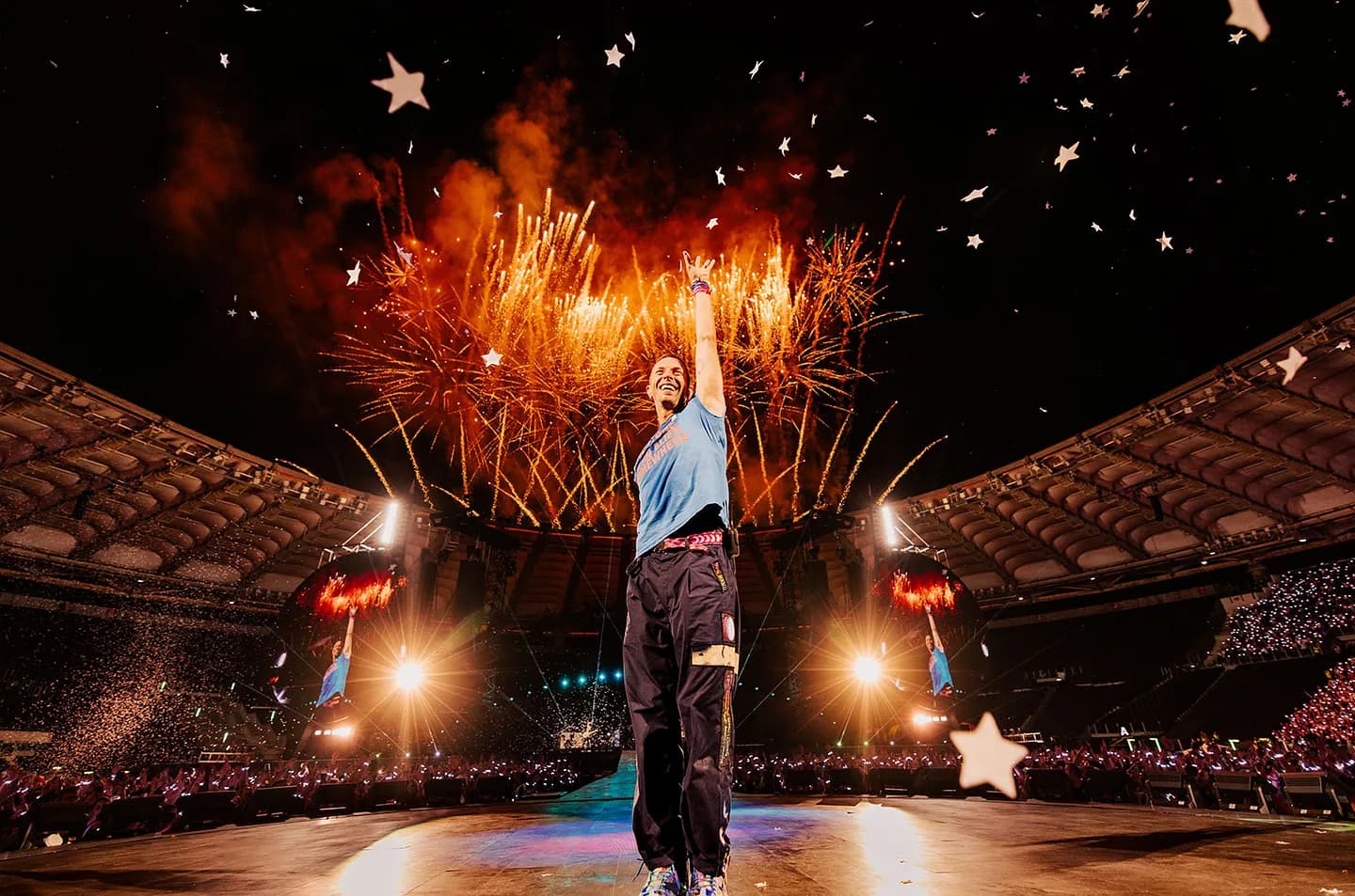 Coldplay организует первое в истории шоу во время финала чемпионата мира по футболу