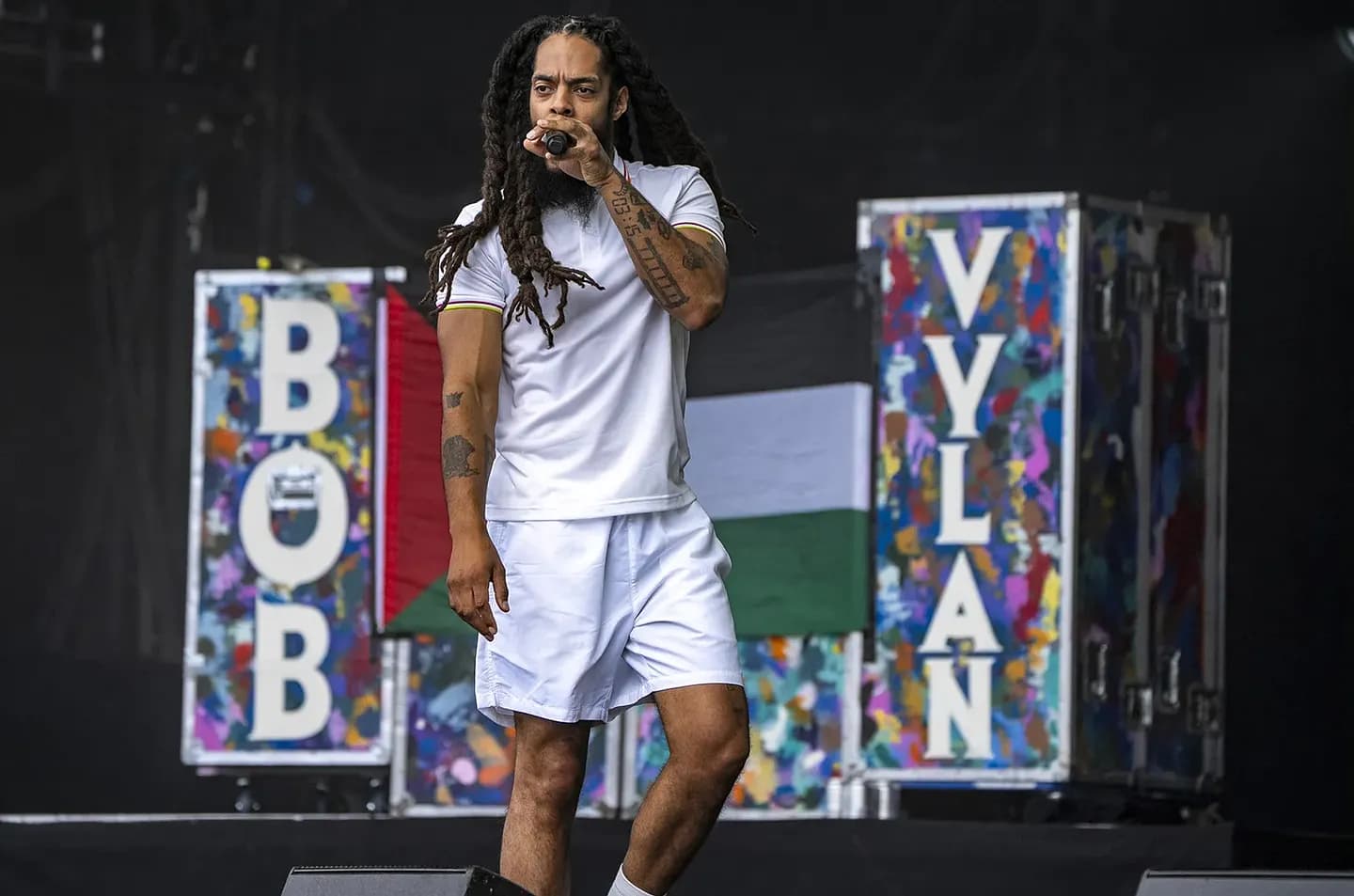 Музыкальные коллективы массово покидают Radar Festival из-за скандала с Bob Vylan