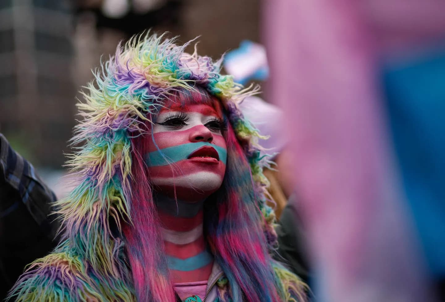 ACLU подает в суд на NEA из-за анти-LGBTQ+ мандата Трампа