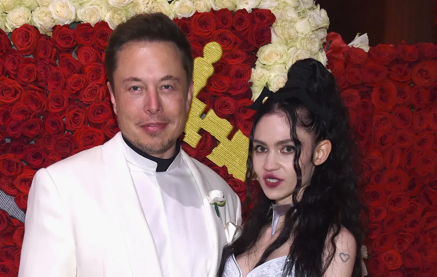 Grimes против Musk: развод с сетью