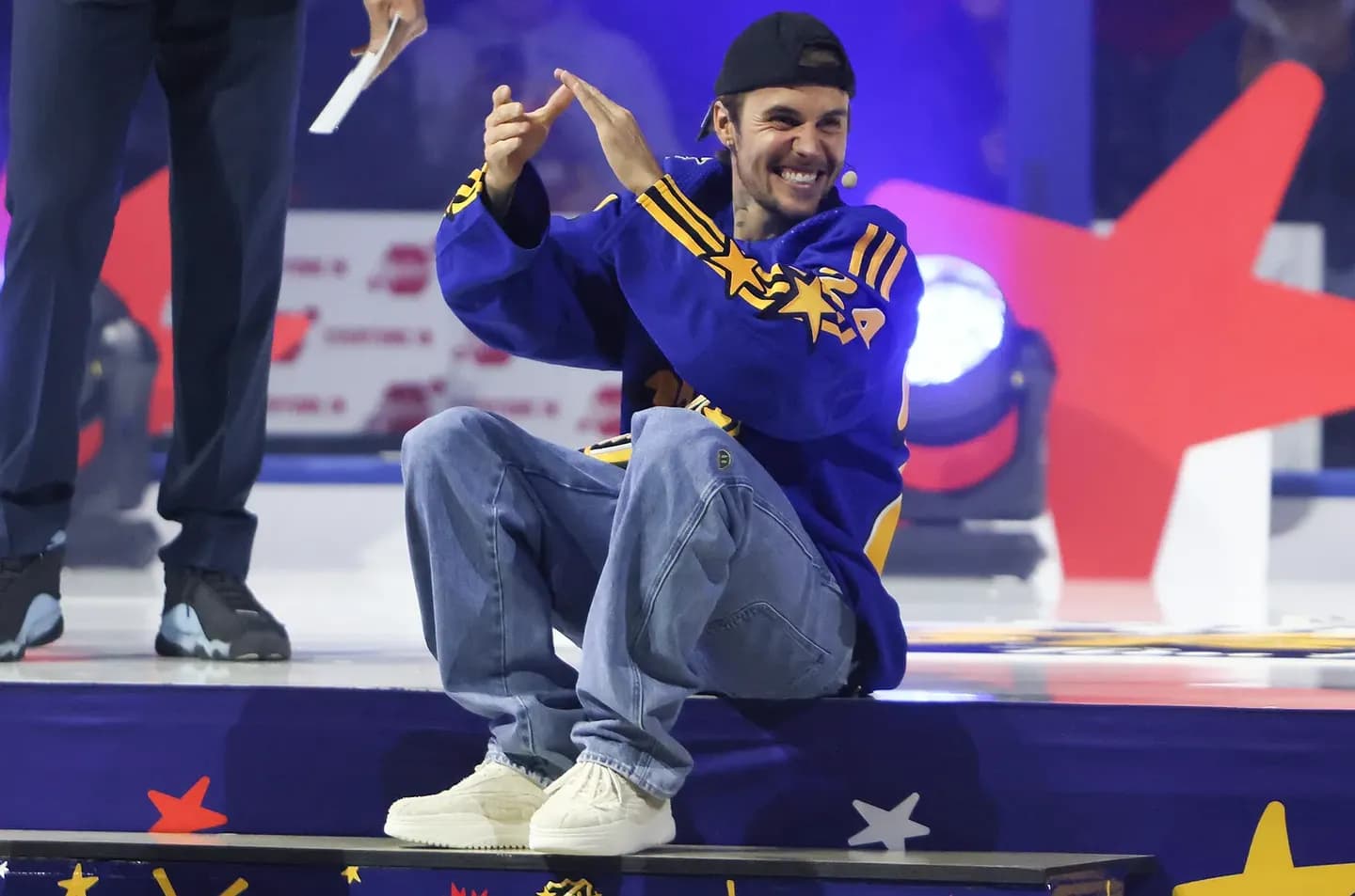 Джастин Бибер вернулся с альбомом Swag