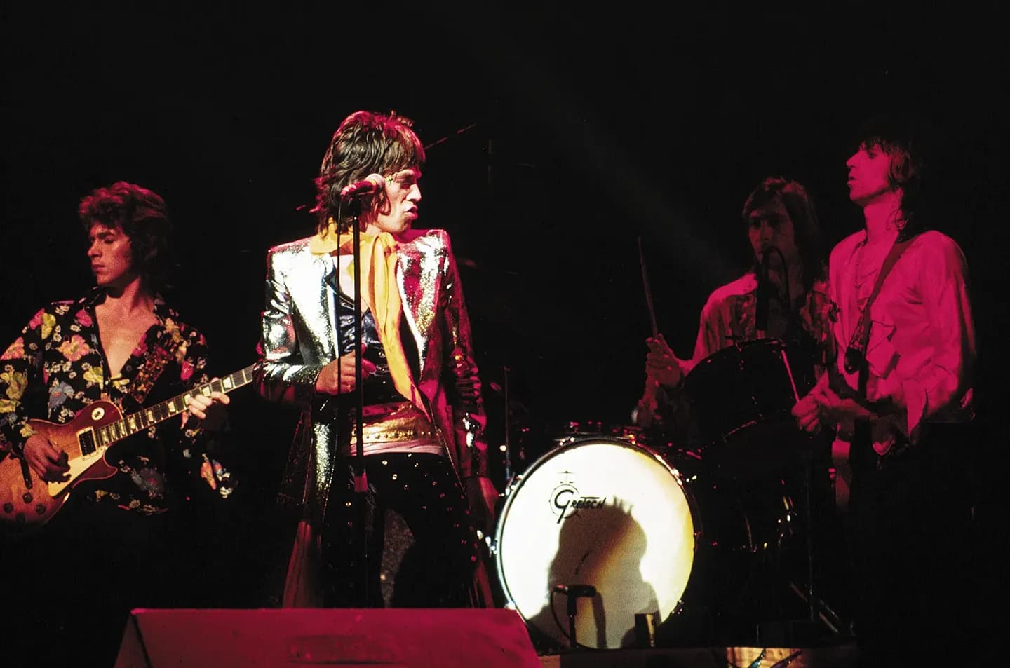 Украденная гитара Rolling Stones найдена через 54 года в музее Нью-Йорка