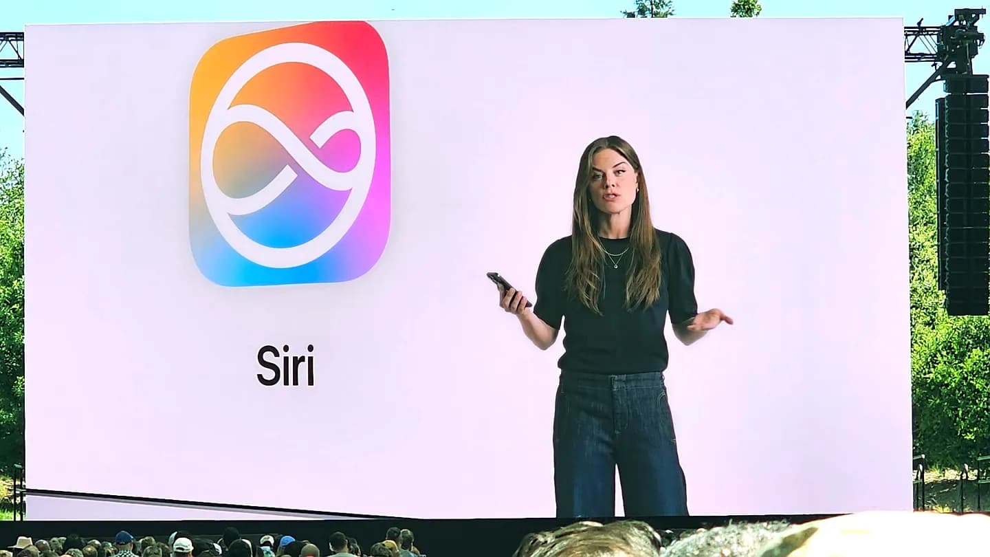 Apple вновь откладывает обновление Siri: когда же ждать?