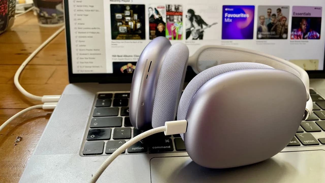 AirPods Max наконец-то получили Lossless Audio благодаря USB-C: стоит ли обновляться?