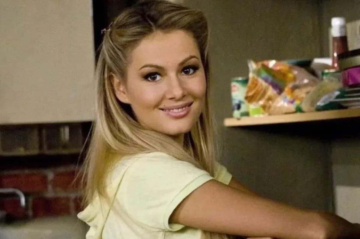Мария Кожевникова: Аллочка возвращается в "Универ" спустя 15 лет