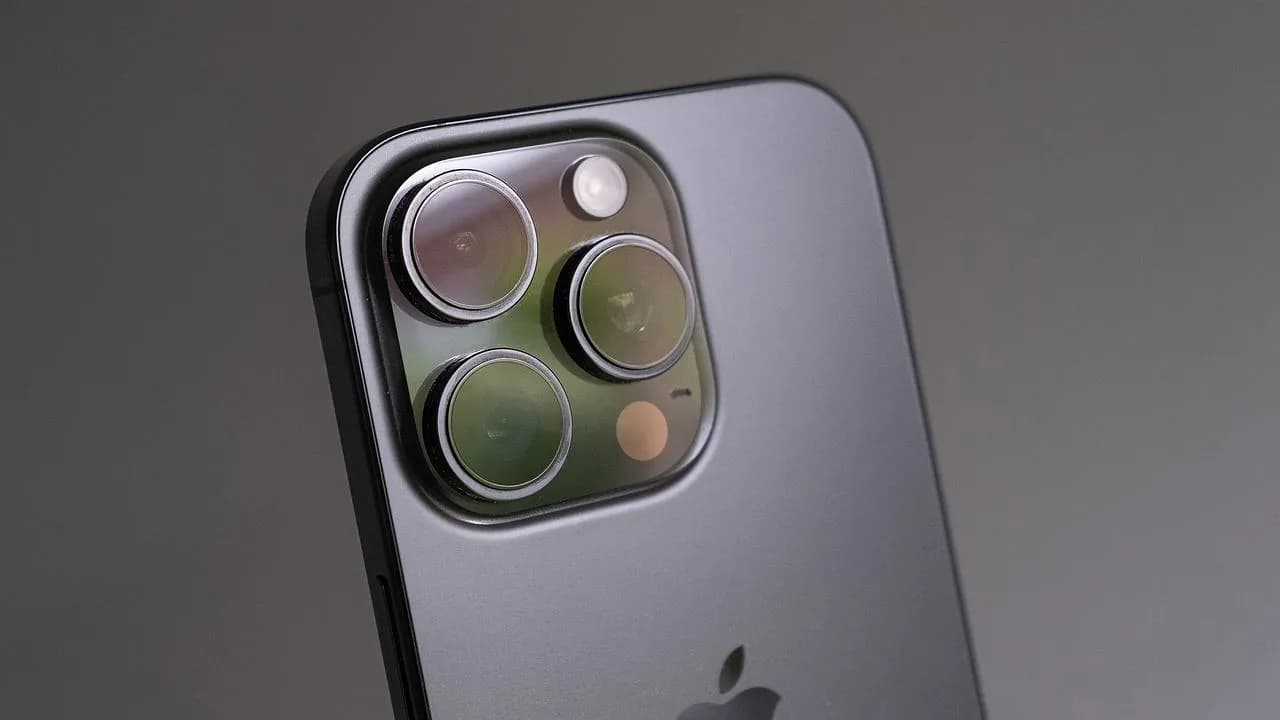 Apple готовит крупнейший апгрейд камеры в истории iPhone?