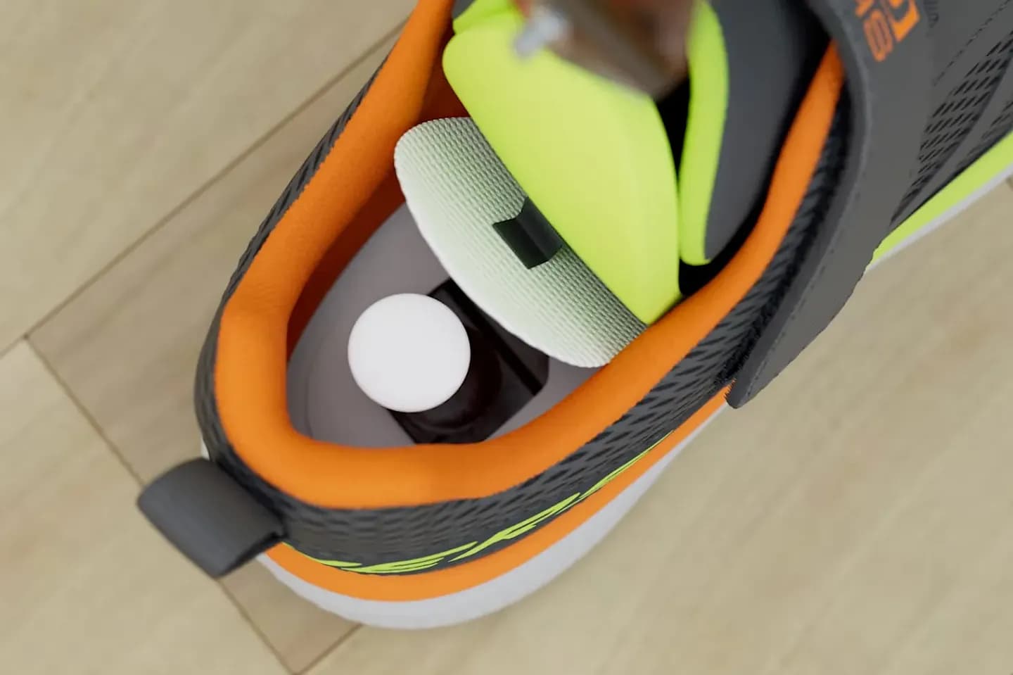 Skechers выпускает обувь с тайником для AirTag