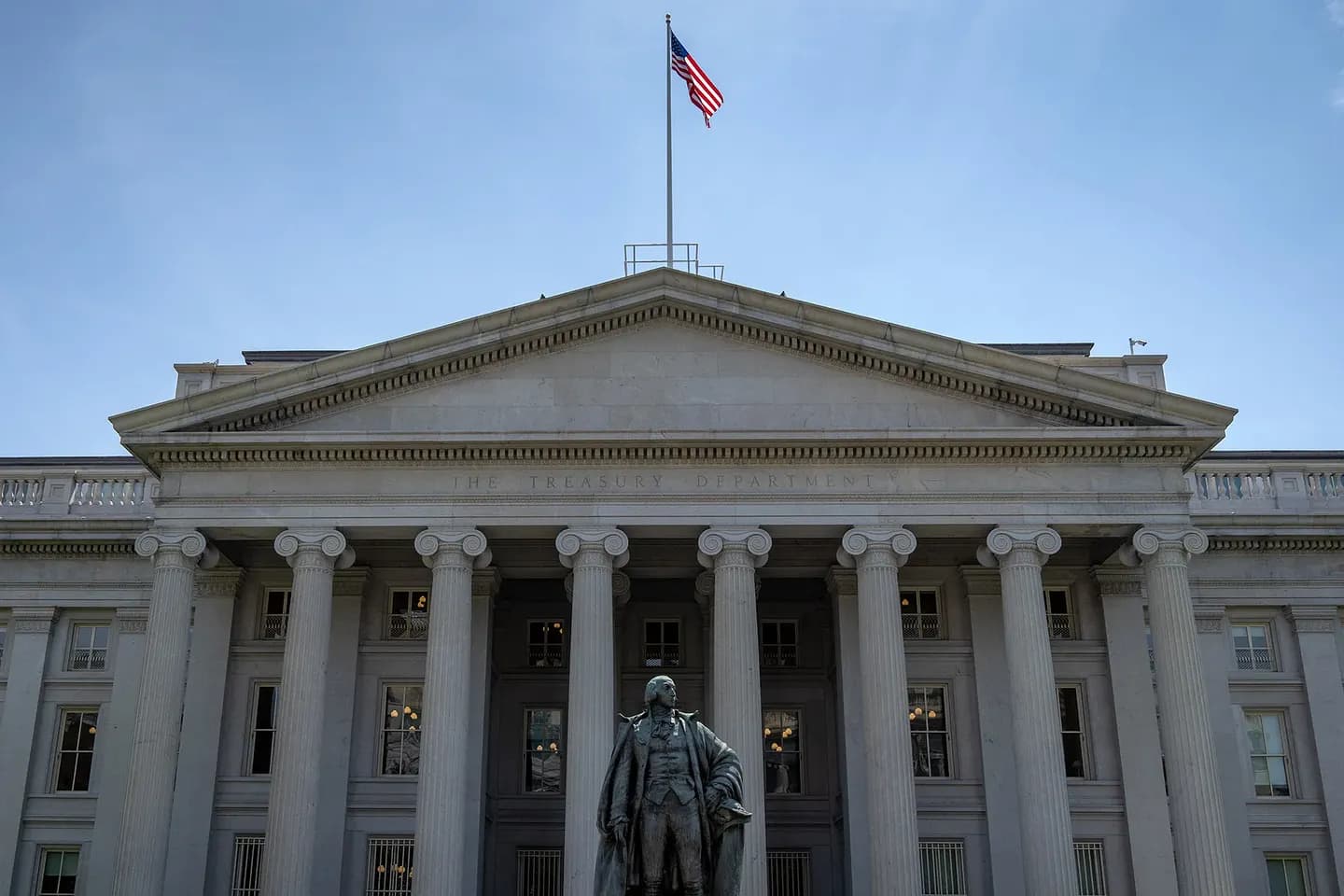 Американские санкции против El Makabelico: рэп и картели