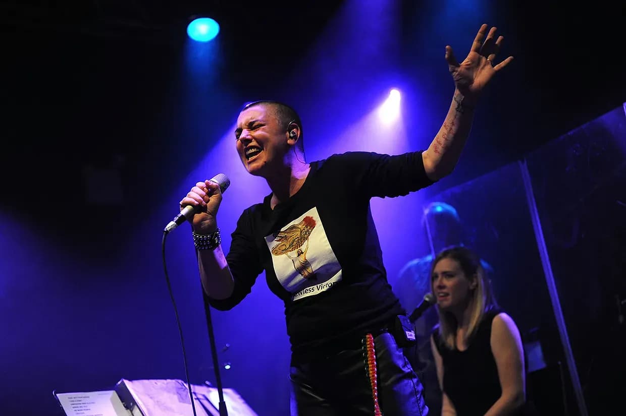 Биография Sinéad O’Connor: в центре внимания юность певицы