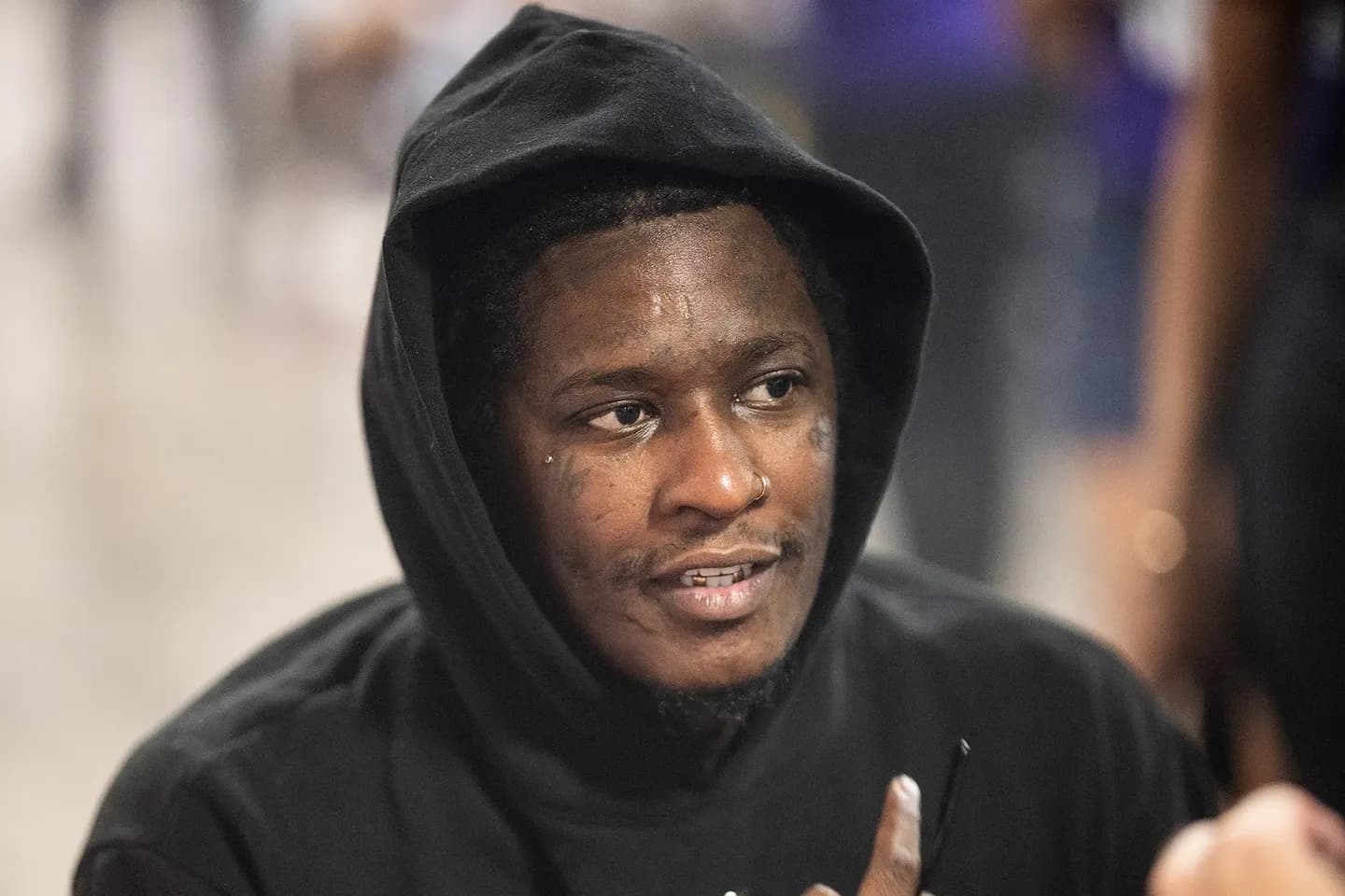 Суд обязал вернуть имущество рэперу Young Thug: наличные и машины снова при нём