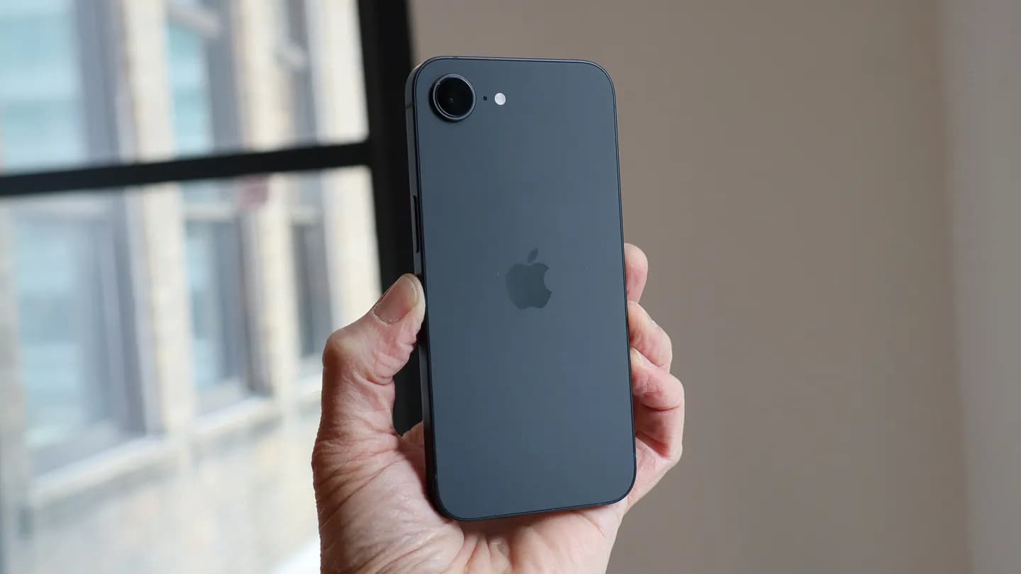 iPhone 16e: БлюзТолько в Bluetooth!