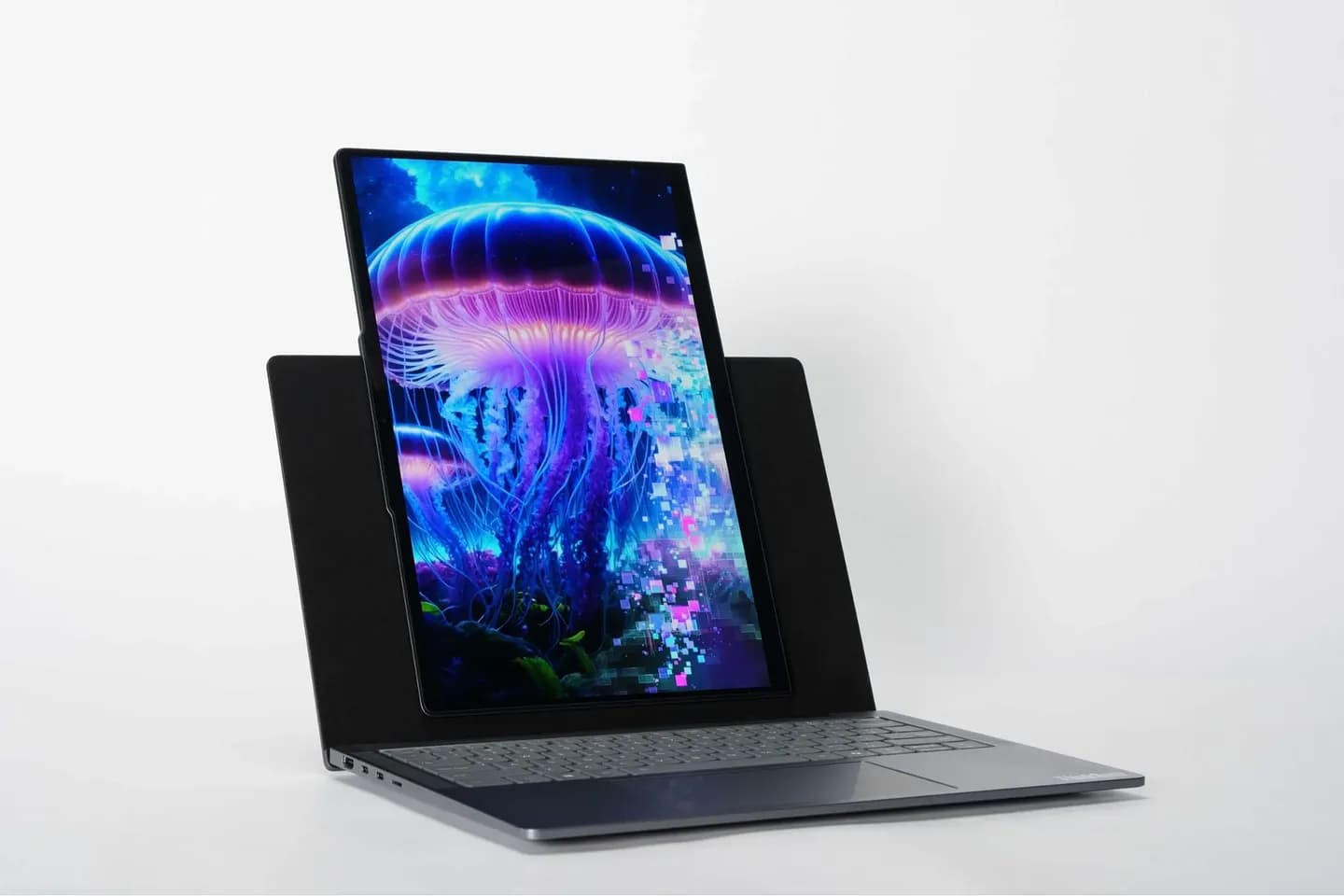 Lenovo готовит поворотный ноутбук: Project Pivo и другие новинки IFA