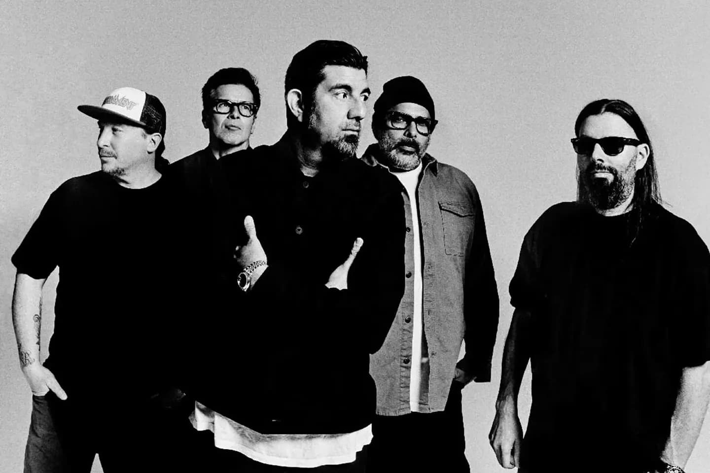 Deftones ждут 27 лет до вершины: рекорд слёз и нот