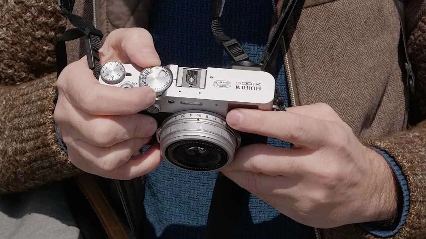 Fujifilm готовит новую среднеформатную камеру: мечта или очередной маркетинговый ход?