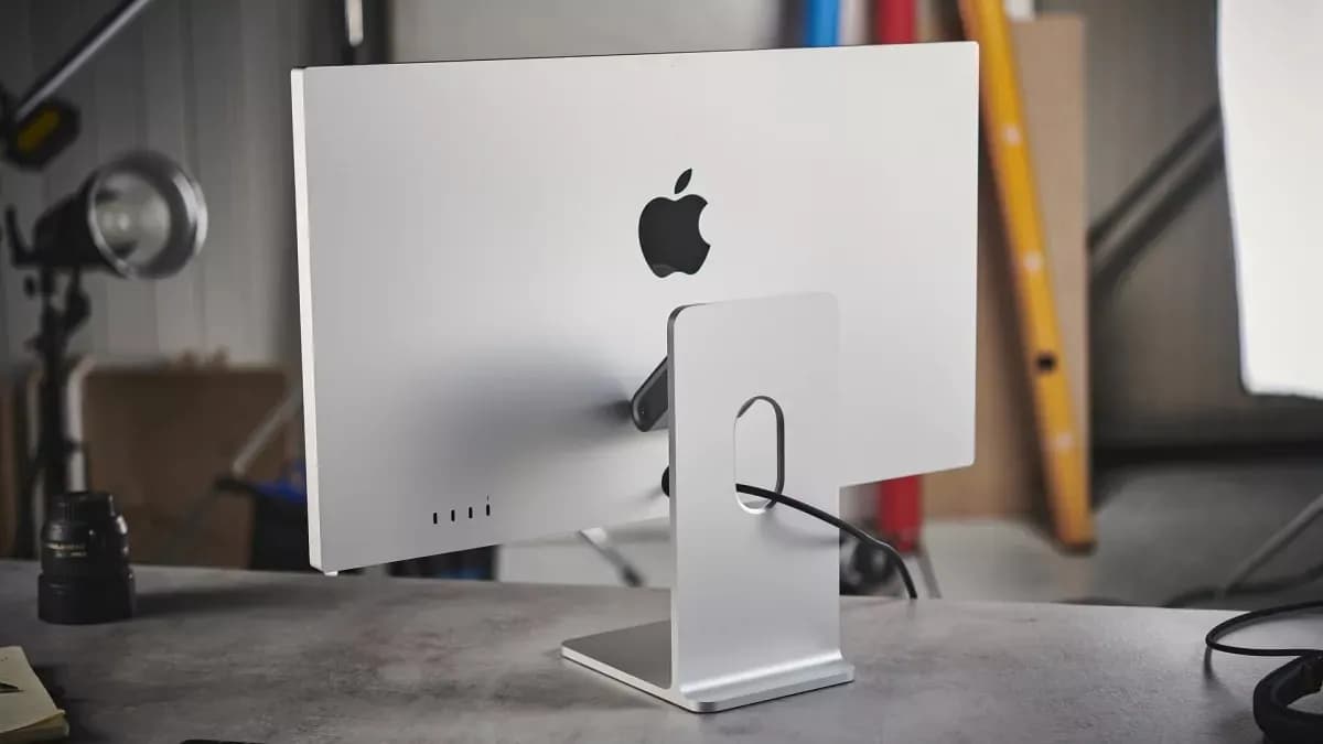 Apple Studio Display: шаг к совершенству или всё ещё анахронизм?