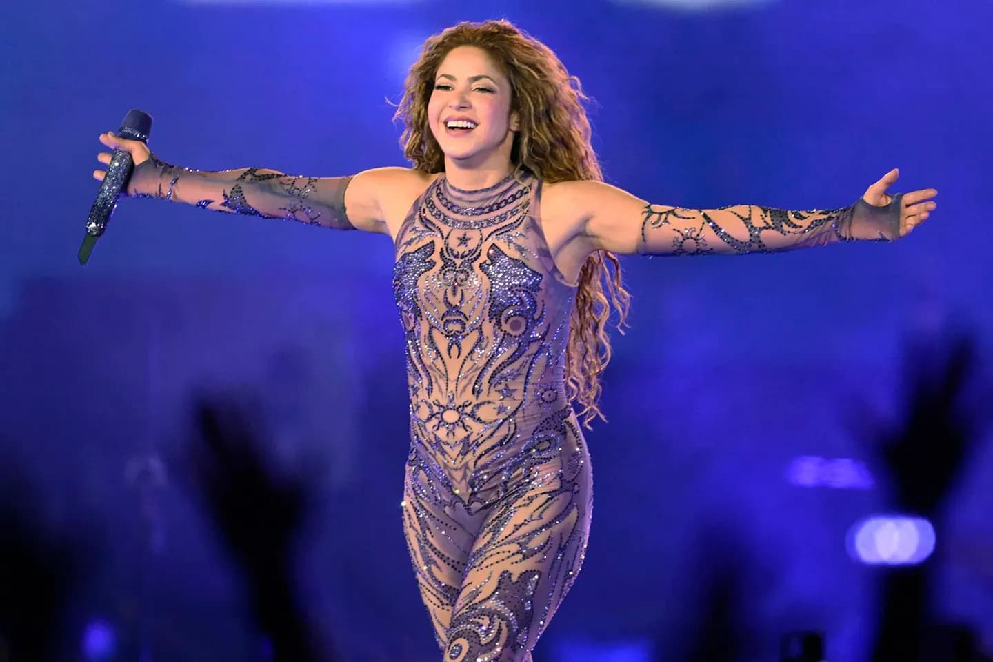 Belinda присоединилась к Shakira на концерте в Мехико