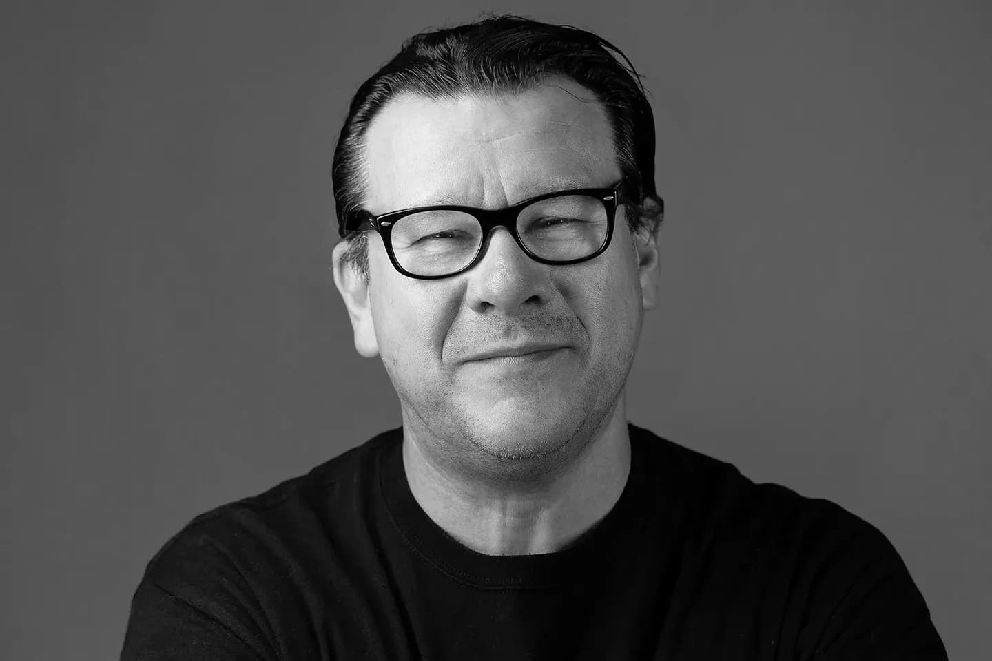 Уходит глава Warner Music UK: как Tony Harlow оставил после себя Британию в ритме поп-эпохи