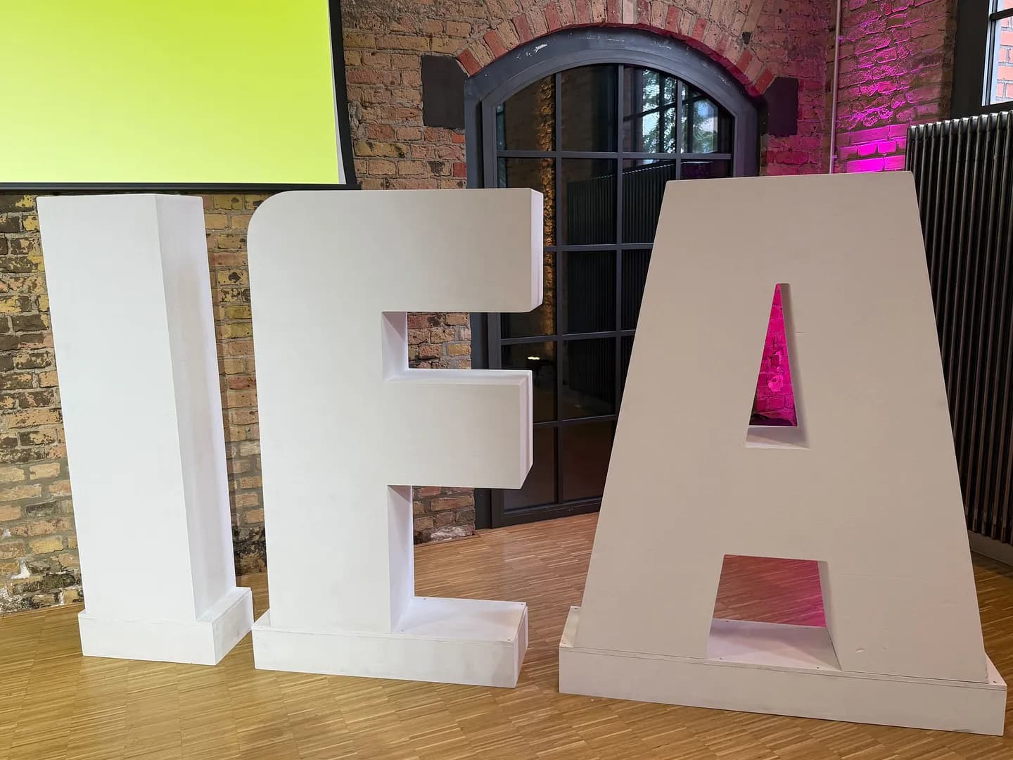 Лучшее с выставки IFA 2025: гаджеты, которым вы офигеете