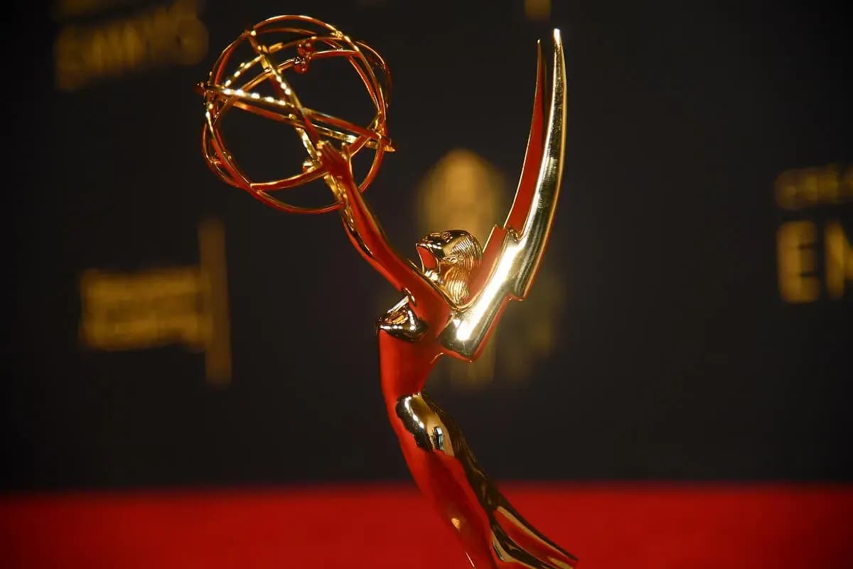 SNL50 и The Daily Show выигрывают на второй ночи Creative Arts Emmys