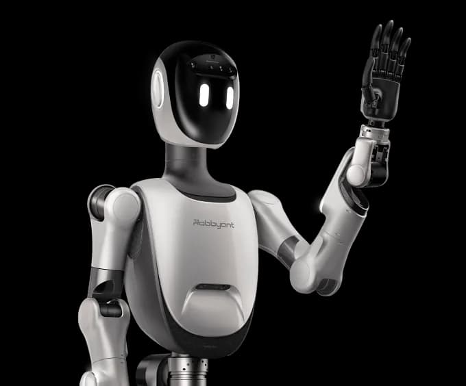 R1: Новый конкурент Tesla Optimus от Ant Group