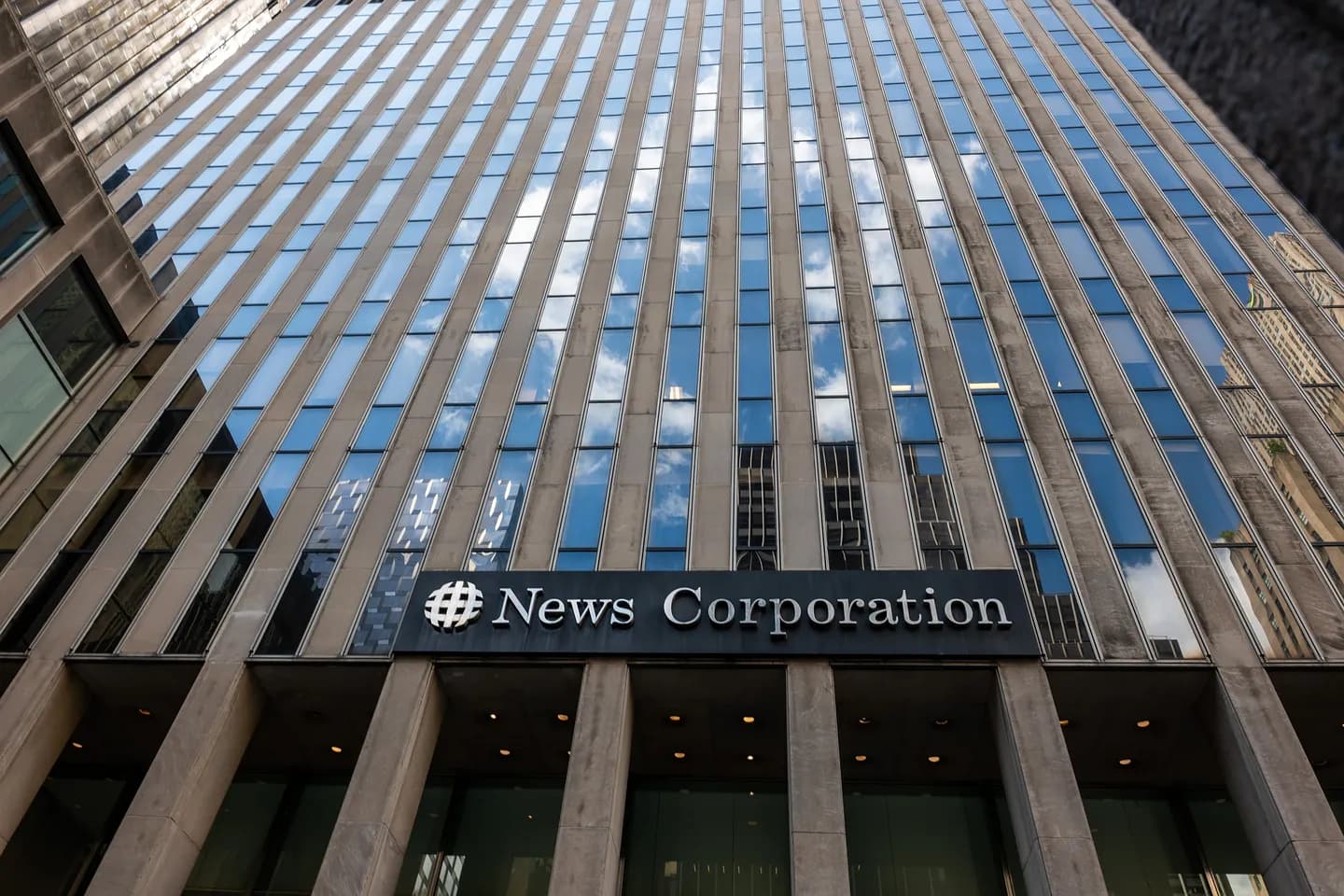 WSJ разжигает транс-дебаты после стрельбы