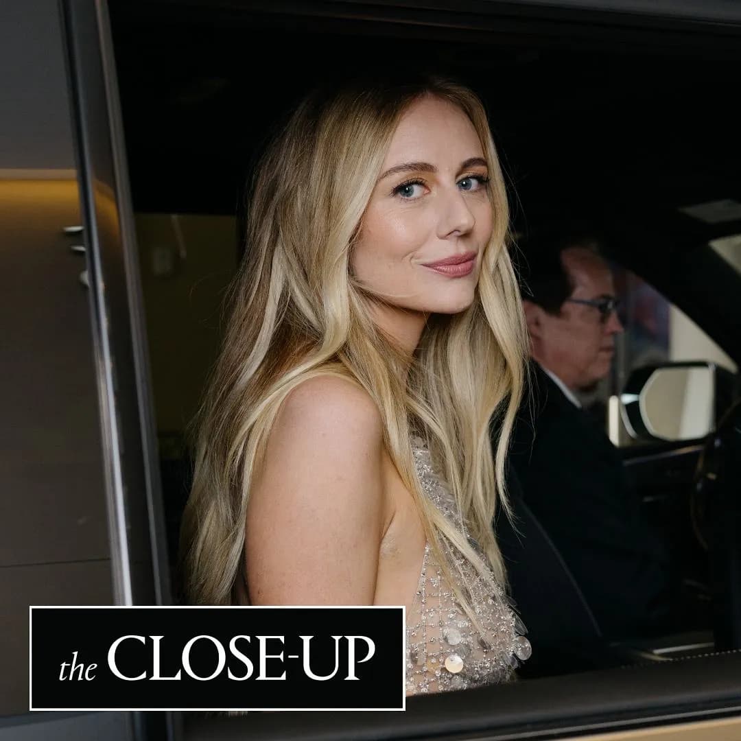 Когда стеснение — не в моде: Жюстин Люп на пути к статусу дивы в Carolina Herrera на «Эмми»