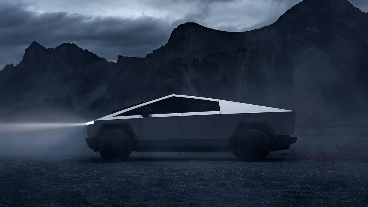 Tesla убила свой самый дешёвый Cybertruck после 5 месяцев продаж