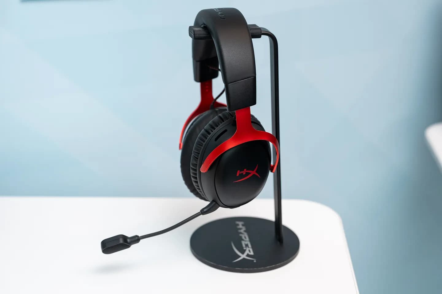 Гарнитура Cloud III S Wireless: теперь с запасным микрофоном и 200 часами работы!