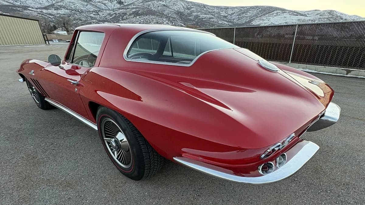 Неплохие авто от Диего: от Corvette до Fairlane