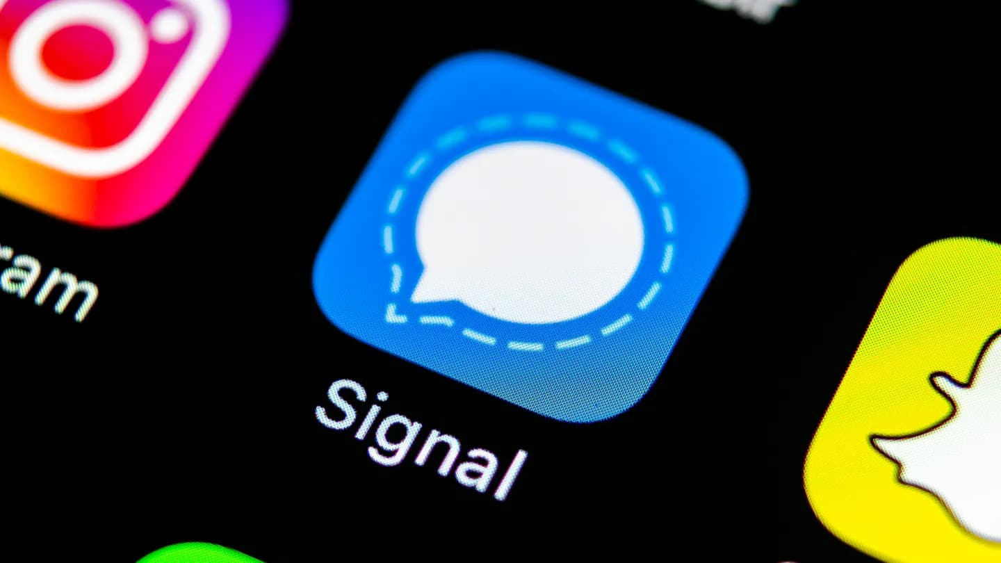 Signal: как мессенджер оказался в эпицентре скандала