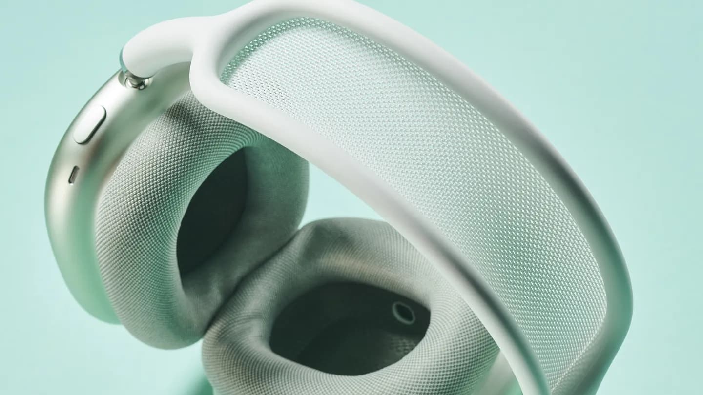 Apple поразила нас обновлением AirPods Max — теперь с lossless аудио!