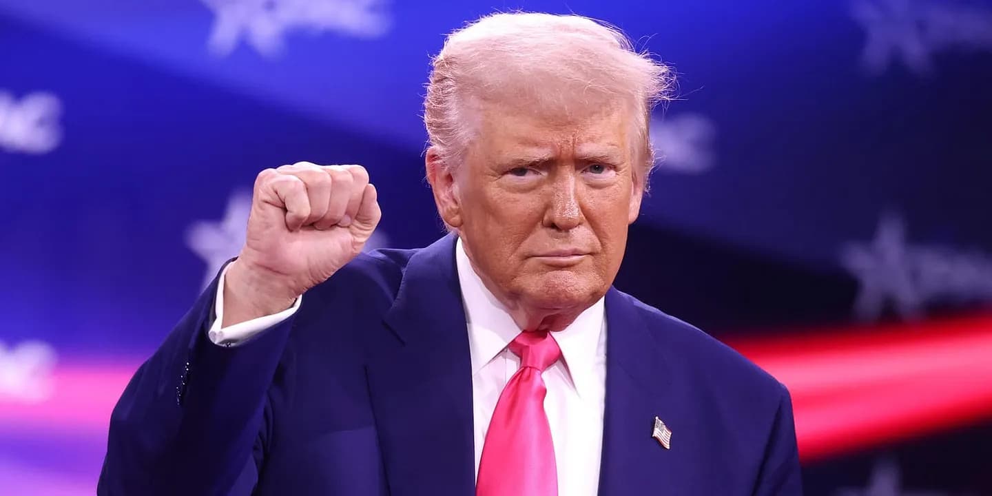 Как авторитаризм находит поддержку MAGA (или не находит) среди цветных женщин