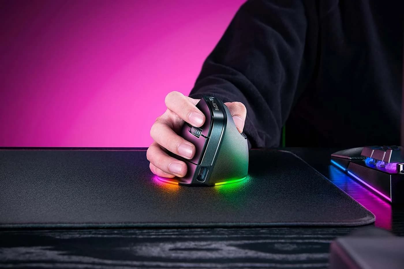 Razer движется в вертикаль!