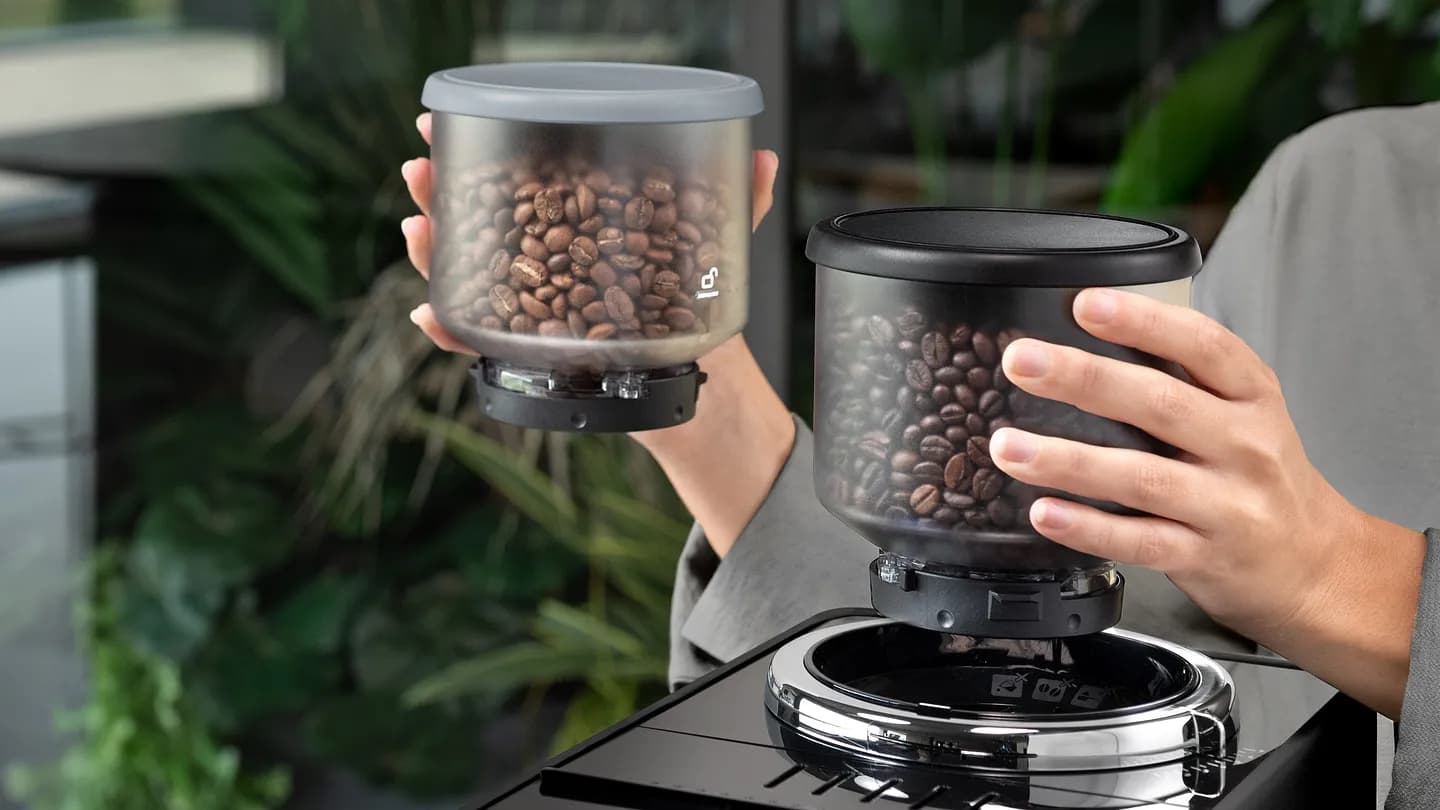 Кофе с изюминкой: новая машинка от De'Longhi с заменяемыми бункерами