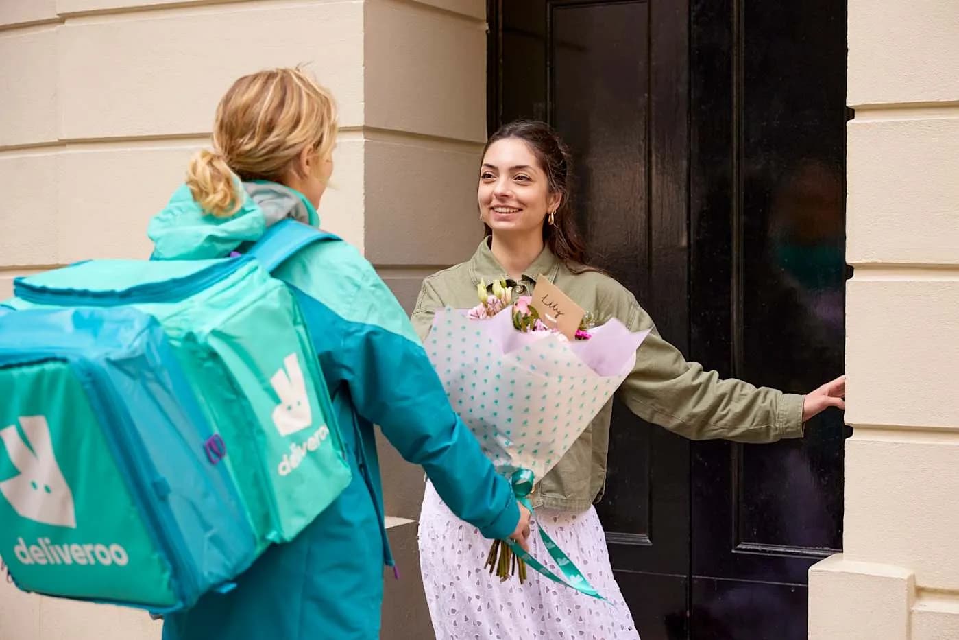 DoorDash восхищает мир, потратив 3,9 миллиарда на Deliveroo