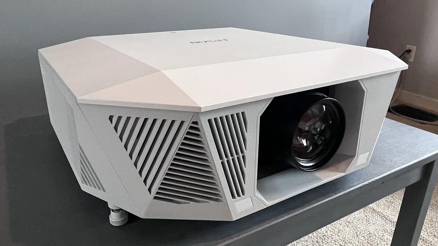 Epson QL7000: яркость с недостающей глубиной