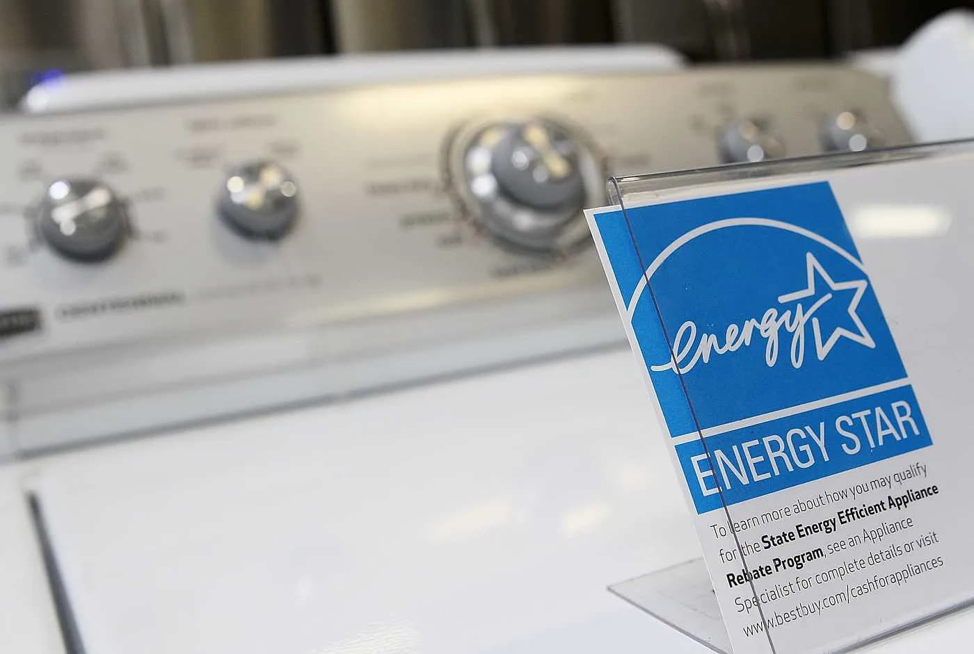 Трамп закрывает Energy Star: готовьтесь платить больше за электричество!