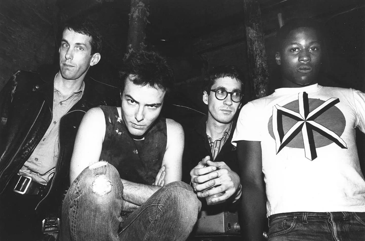 Мошенница на гитаре: как Джелло Биафра мешает воссоединению Dead Kennedys