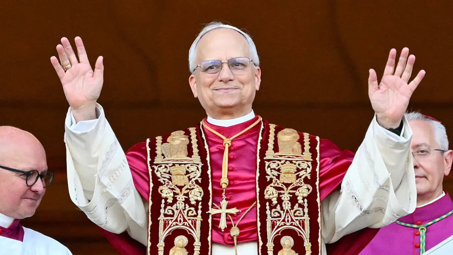 Папа Лев XIV: Ужас, сарказм и неидеальные добродетели