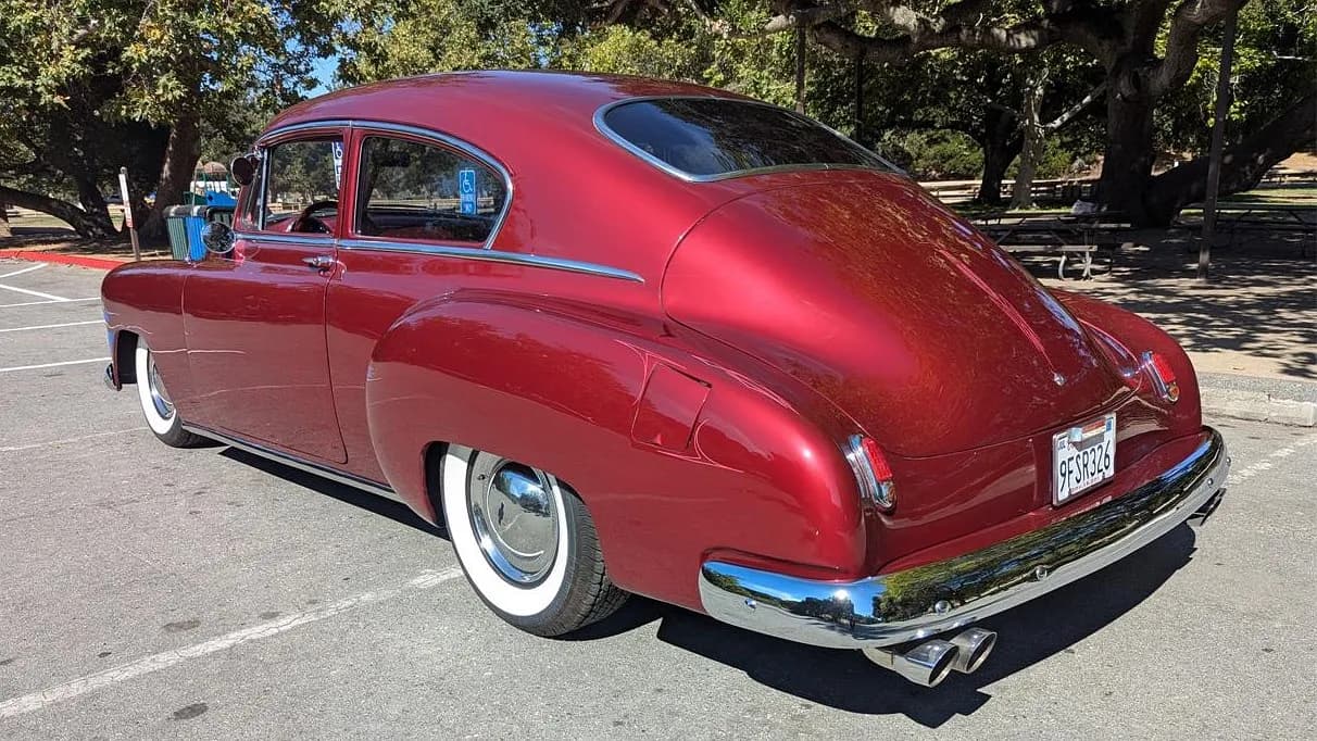 Выбор дня: Chevrolet Fleetline 1950 года - современная классика за цену жилья